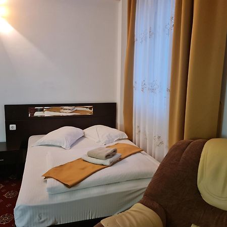 Hotel Magic Gt Trivale Pitesti Luaran gambar